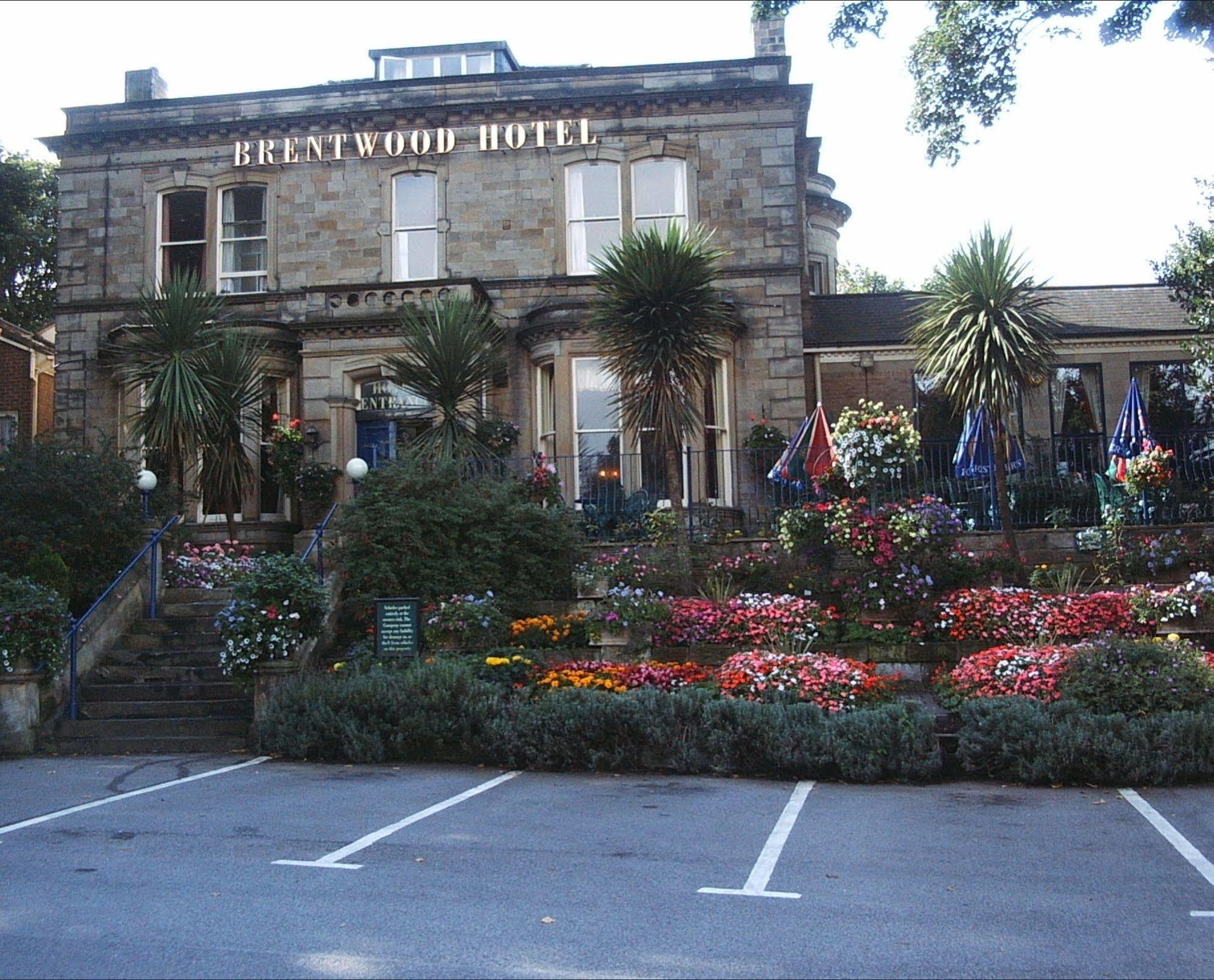 Brentwood Inn By Greene King Inns Rotherham Exteriör bild
